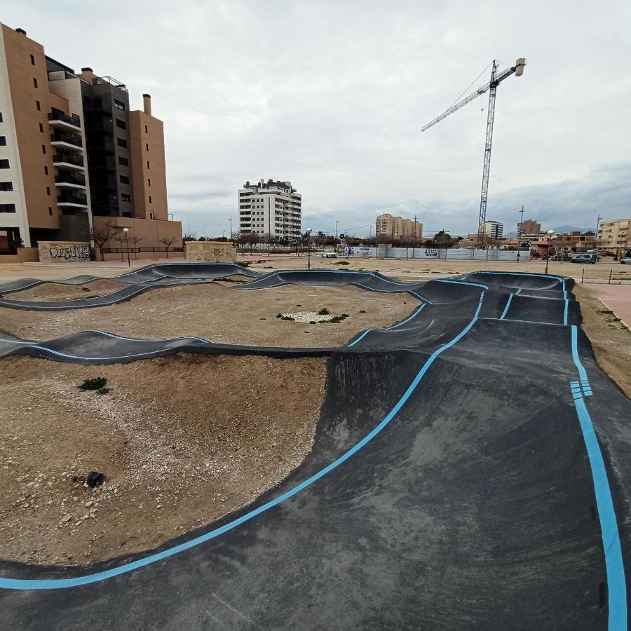 Apartamento Con Piscina Terraza Y Parking Apartman El Campello Kültér fotó